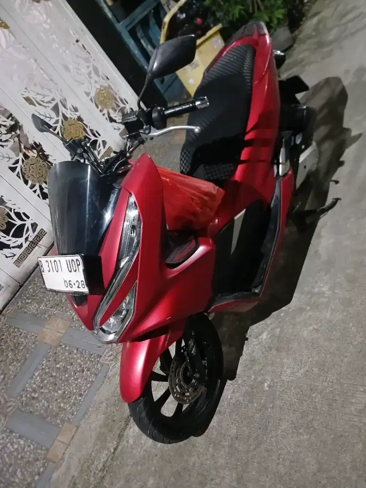 Honda PCX 2018 ABS Keyless,ss lengkap mesin bagus plat B DKI