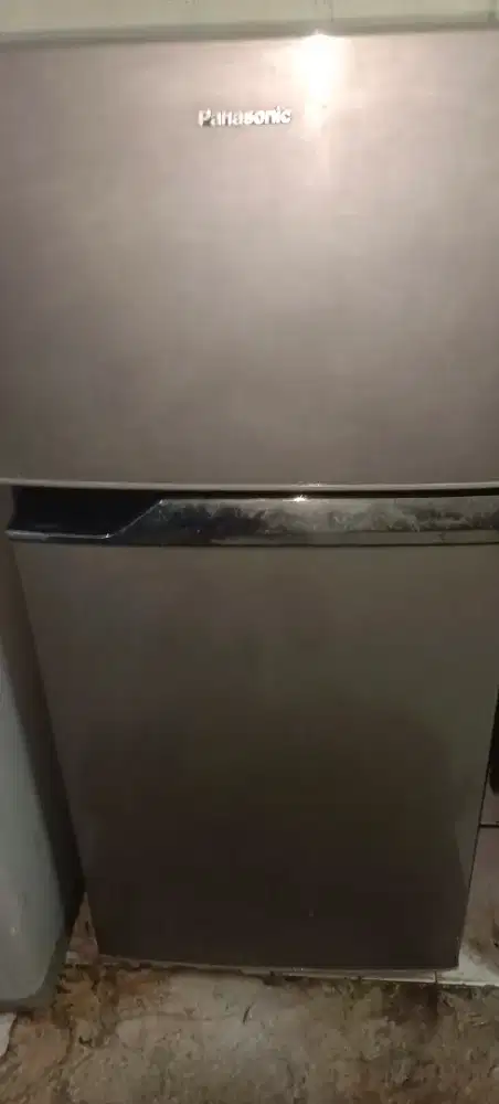 jual kulkas 2 pintu Depros Merc panasonic mulus