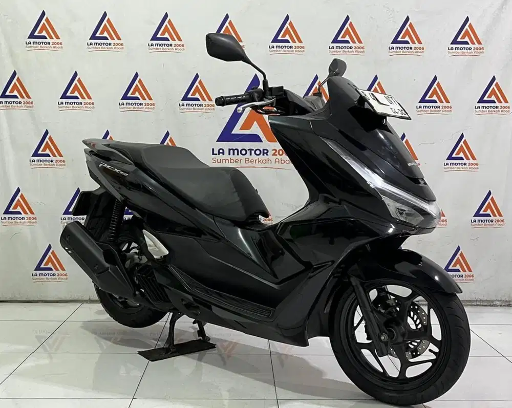 PCX 160 CBS TH 2025 GRESS LIKE NEW CASH/ KREDIT KTP DAERAH BISA/TT/ CC