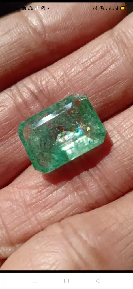 Batu Beryl Rainbow Fire Beryl 10crt