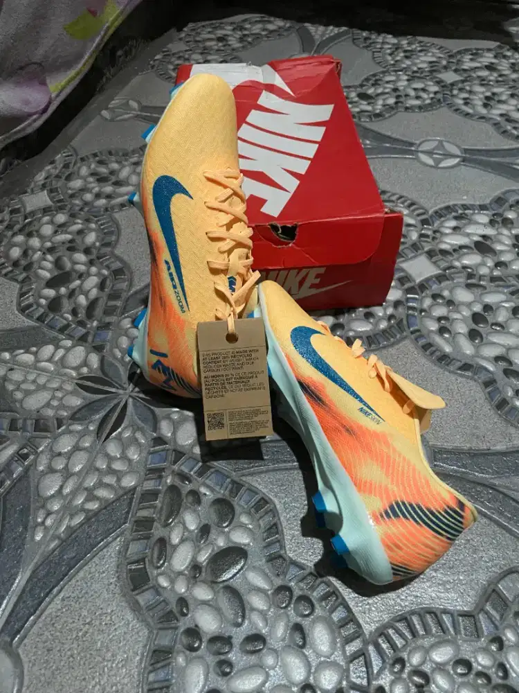Sepatu Bola Nike Mercurial Vapor 16 Academy KM FG Original
