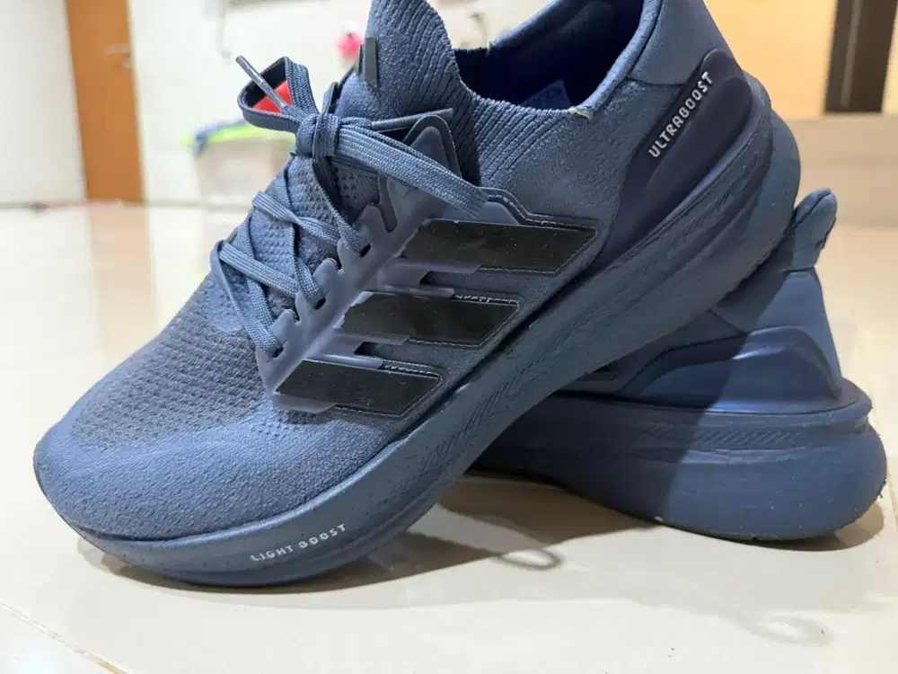 Adidas Ultra Boost 5