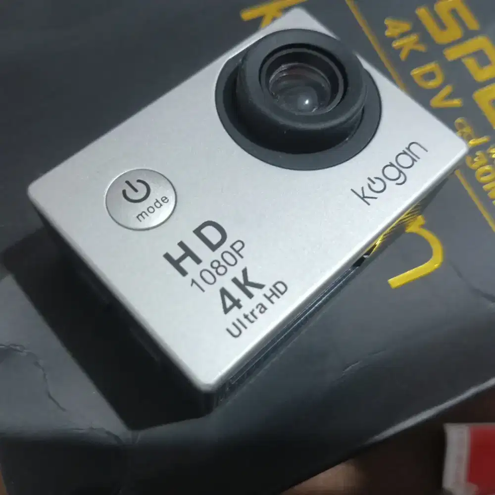 Kamera sport action, mulus, jarang dipakai, dapat 2 baterai