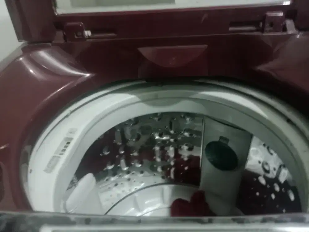 Mesin cuci 9 klo ukuran besar