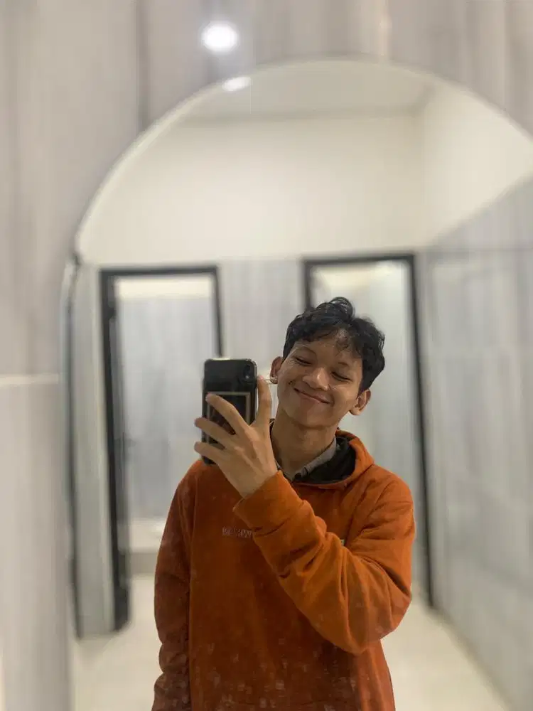 BARISTA, WAITERS, ADMIN