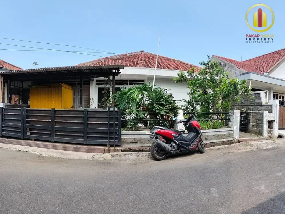 Rumah Klasik Terawat di Jantung Buahbatu – Halaman Luas, Harga Miring