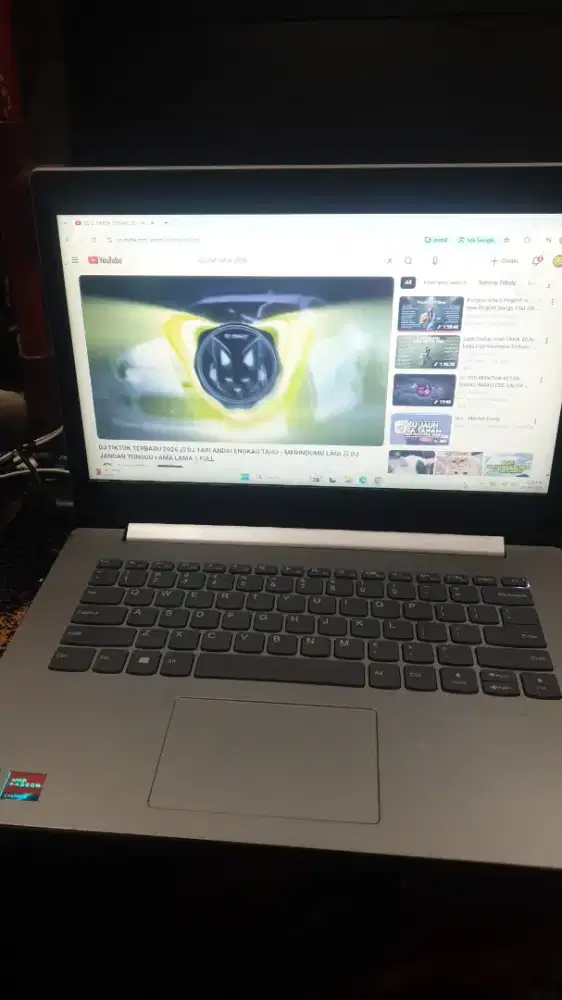 service laptop rusak matot mati total error