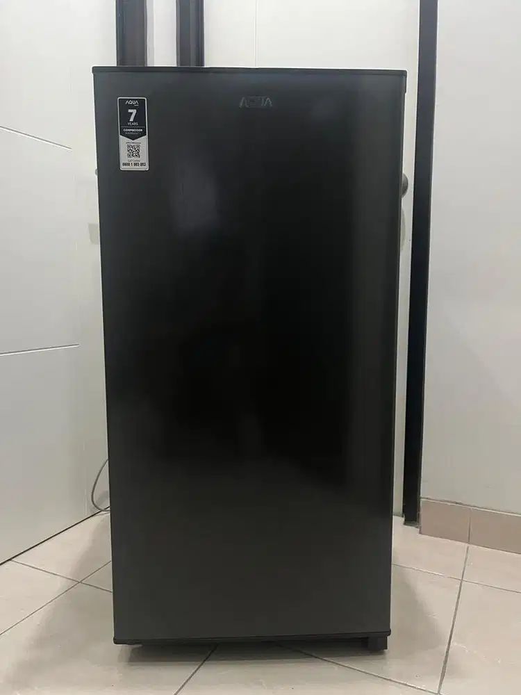 Kulkas 1 Pintu AQUA