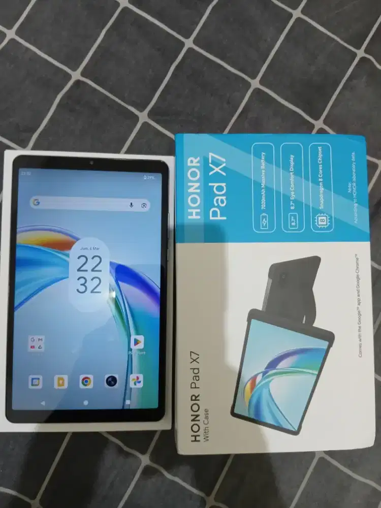 Honor pad X7 4/128