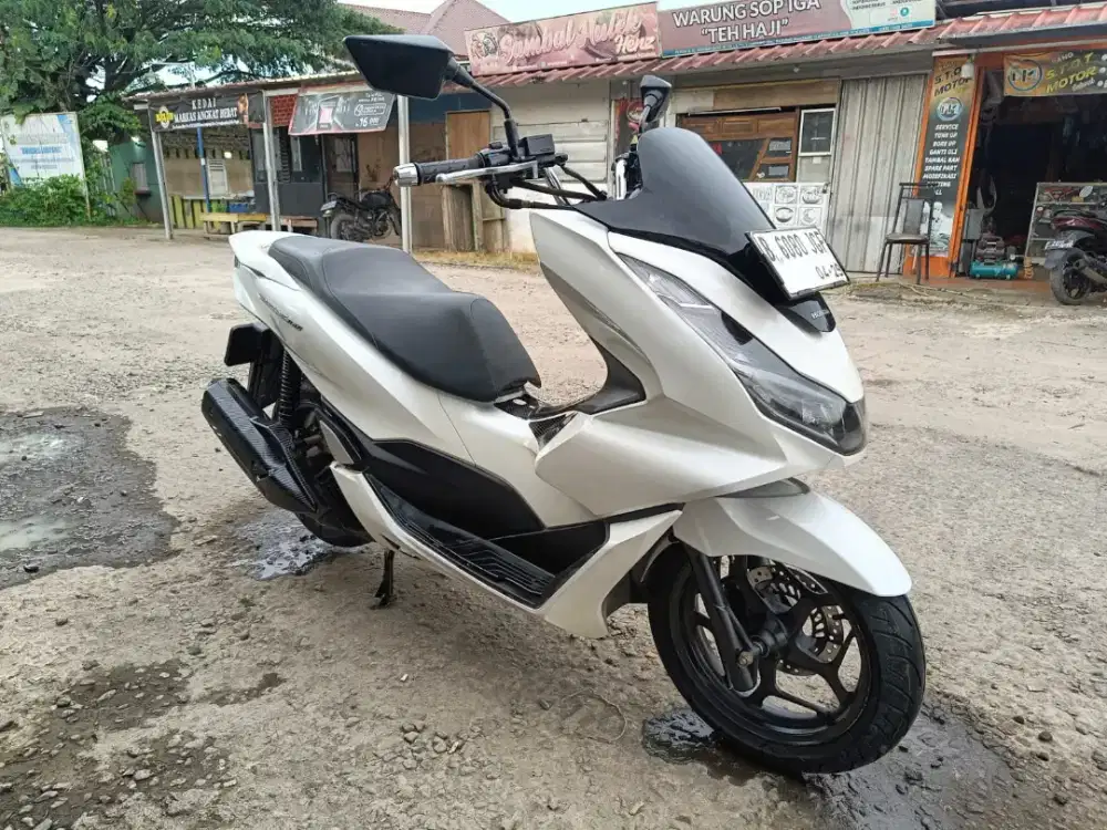 PCX 2024 160cc PCX putih original