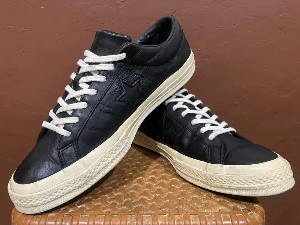 Converse One Star Black Leather