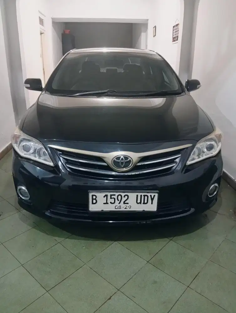 Toyota Altis 1.8 Automatic 2012