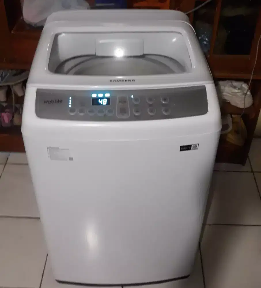mesin cuci SAMSUNG full otomatis masih bagus normal banget