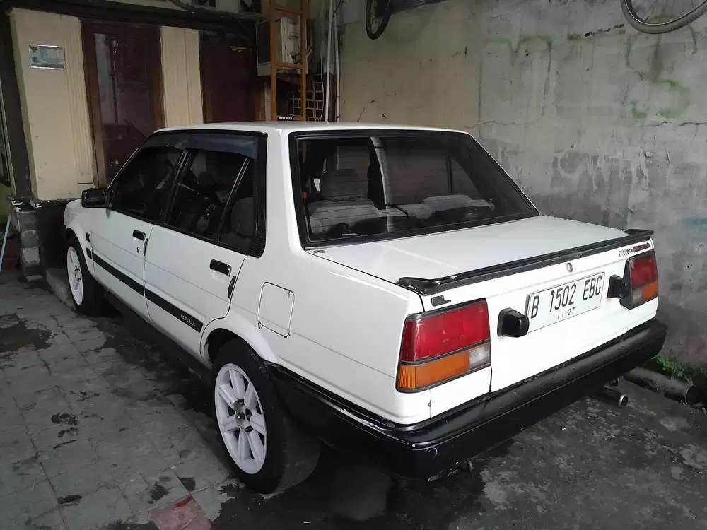 Toyota Corolla 1984 Bensin