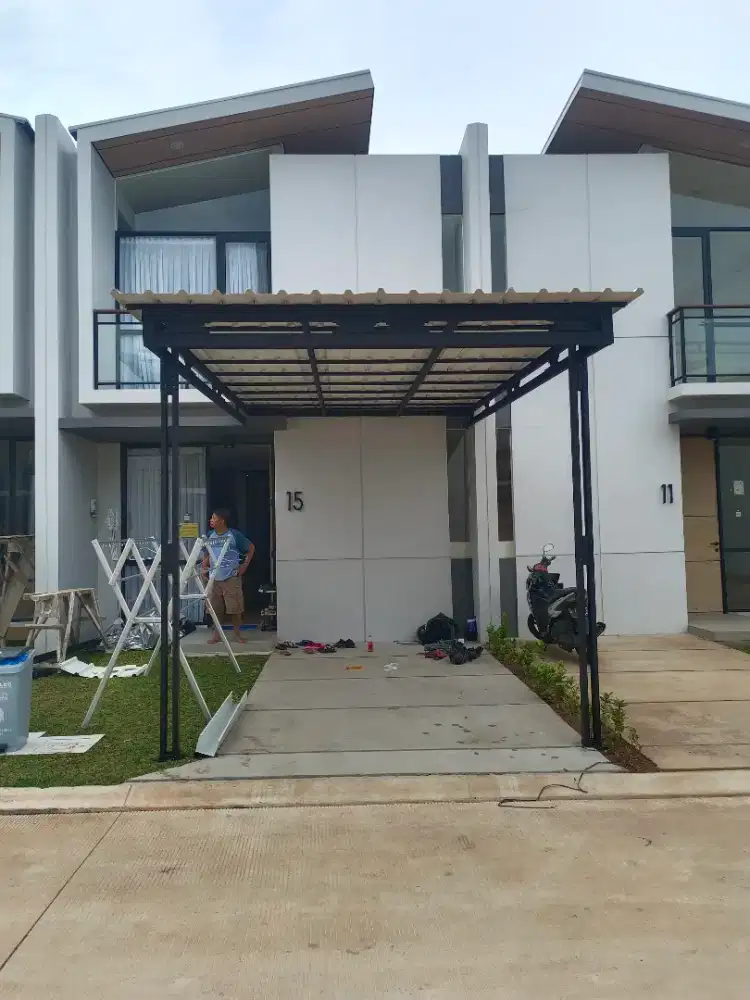 Pasang atap alderon untuk garasi