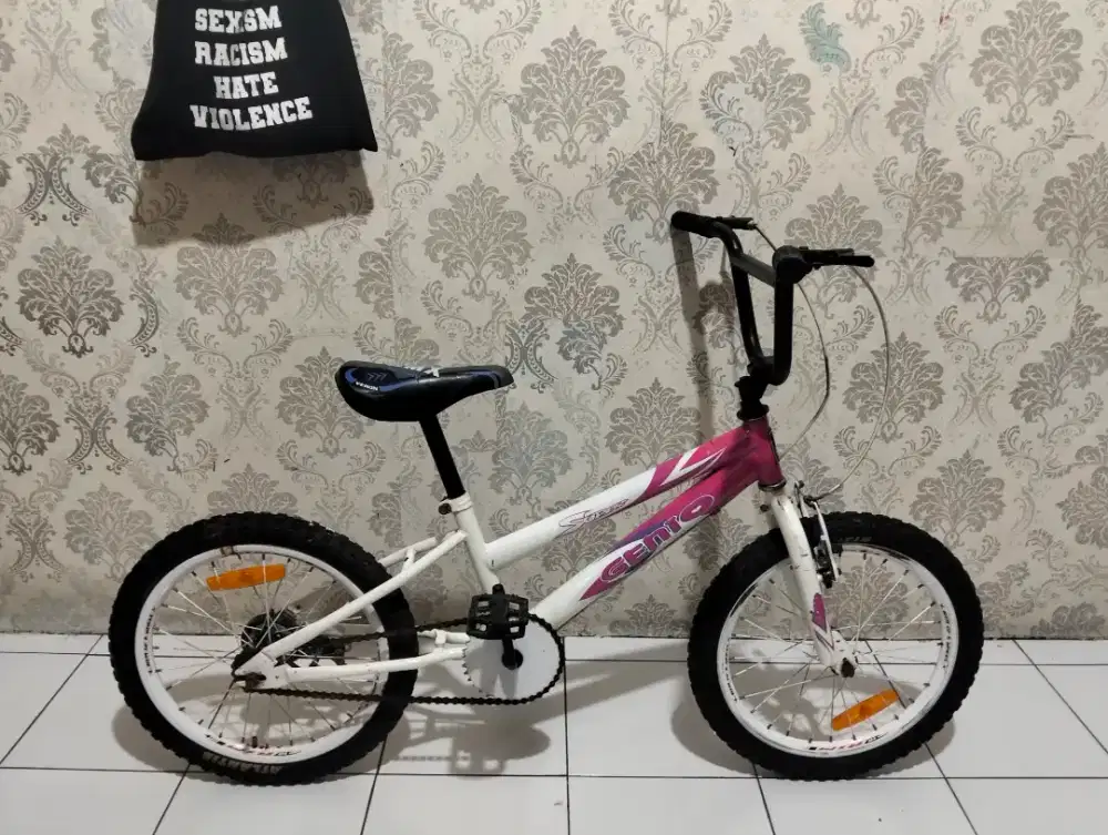 Sepeda BMX anak ukuran 18 untuk usia 5 sampai 10 tahun