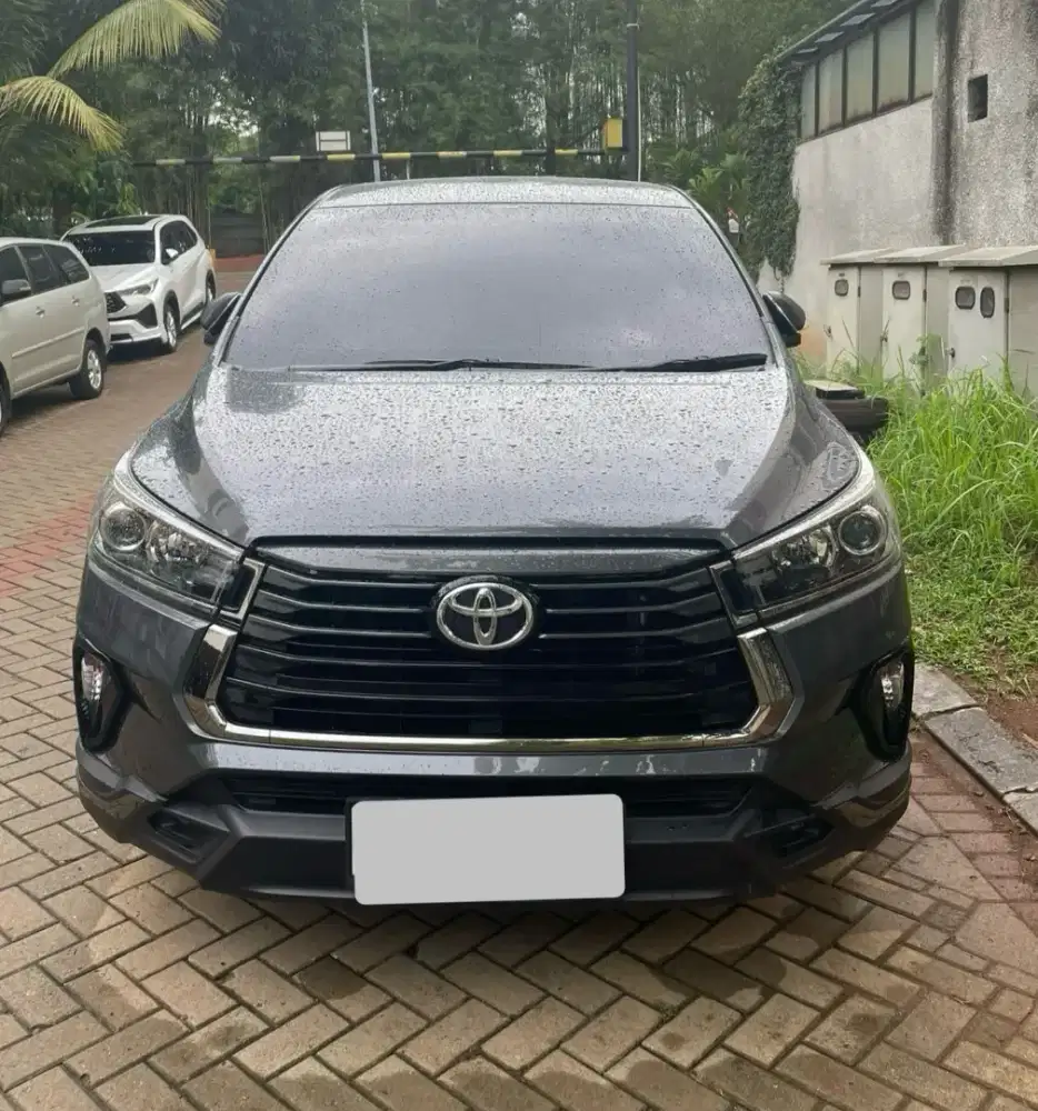 Innova Venturer 2.0 AT Bensin