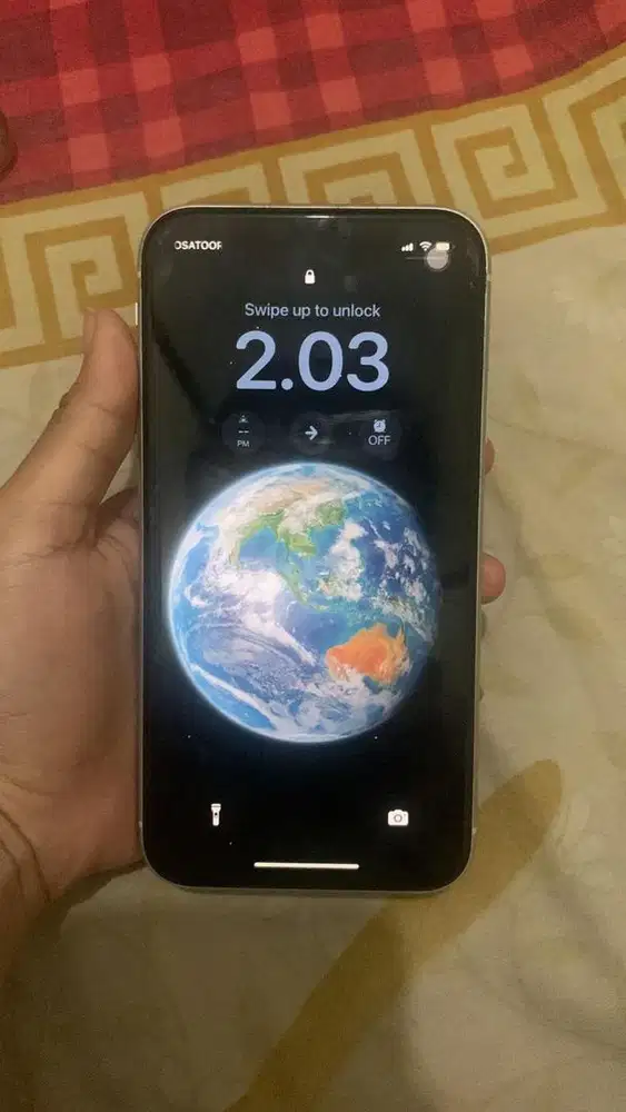 Iphone XR 128gb inter dengan Box