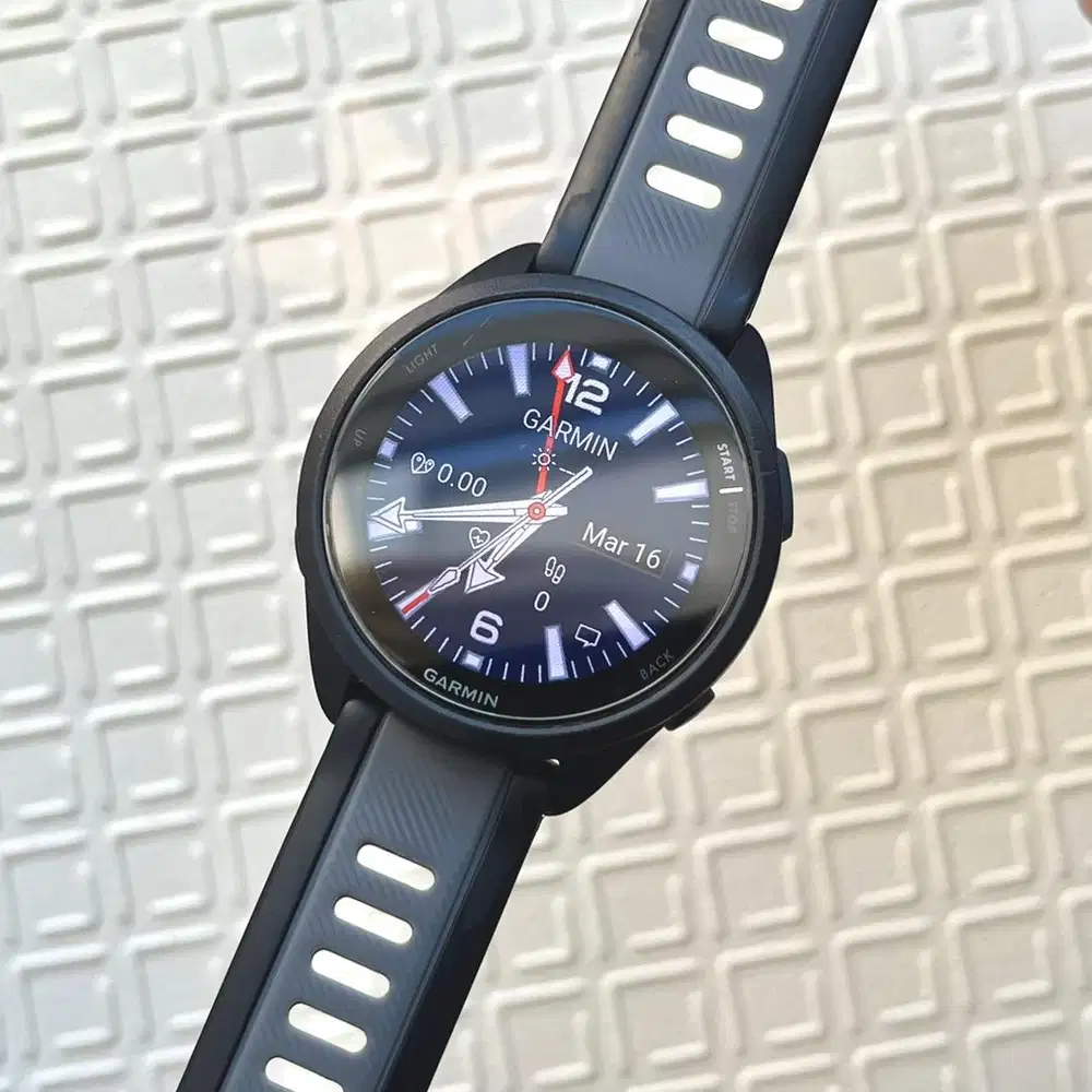 Garmin Foreunner 165 music