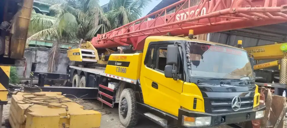 Mobile crane XCMG QY25 tahun 2015