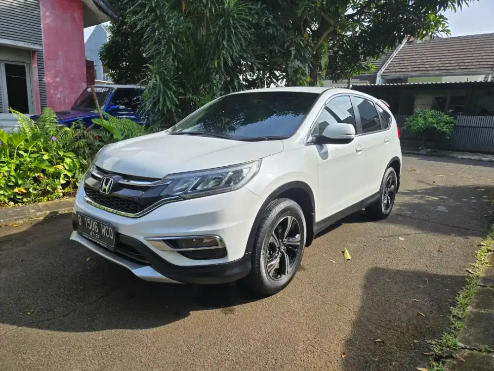 Honda CRV 2.0 tahun 2017 Matic Putih Pearl Metalic Istimewa
