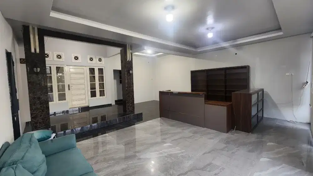 Dijual Rumah Sekaligus Toko, Lokasi Ramai