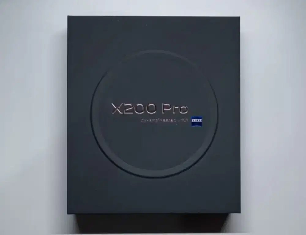 VIVO X200 PRO TITANIUM