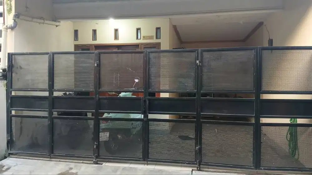 Dijual Rumah, Lokasi sangat Strategis, Murah.