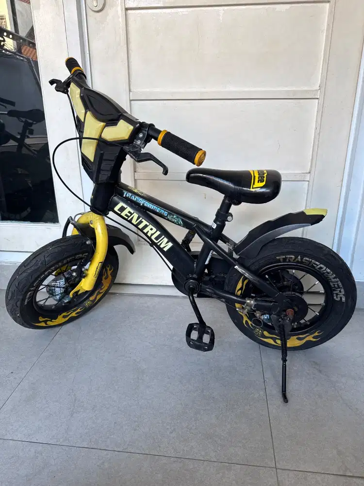 Sepeda Anak Centrum 12 Inch Bekas – Ban Bocor