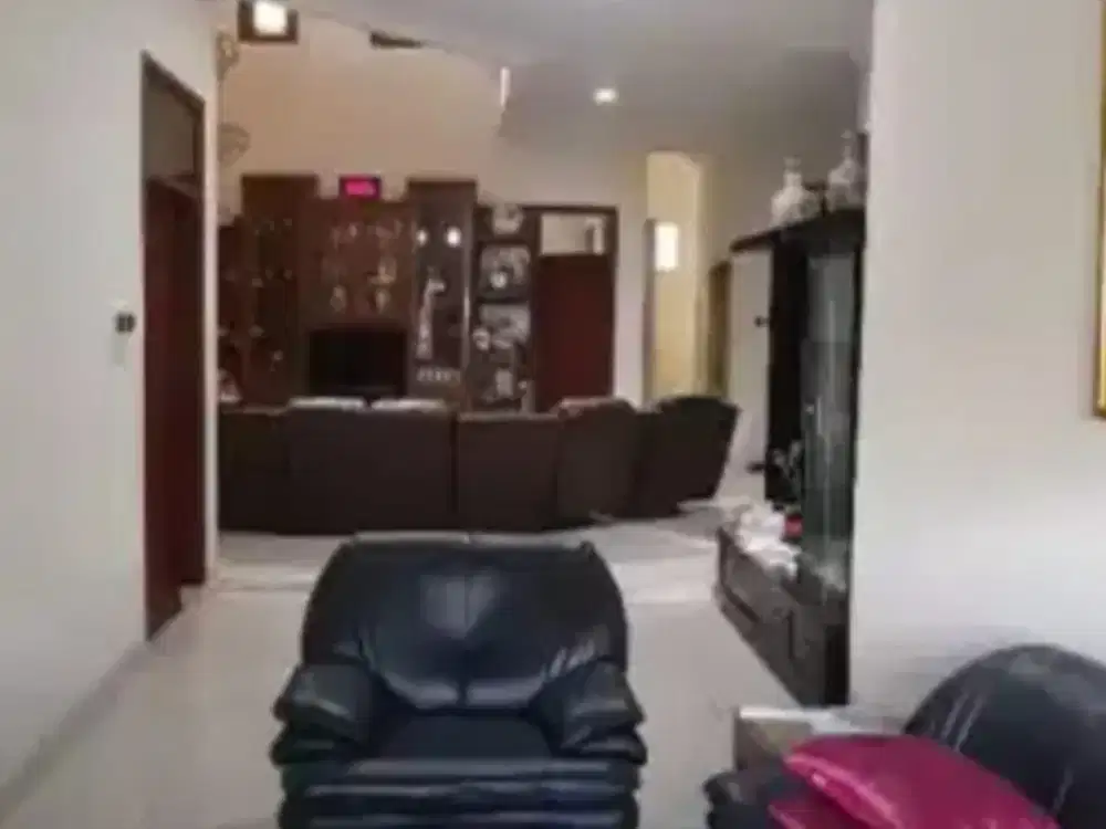 Dijual Rumah Nyaman Siap Huni Full Furnish Lokasi Strategis di Taman KOpo Indah 3 Bandung