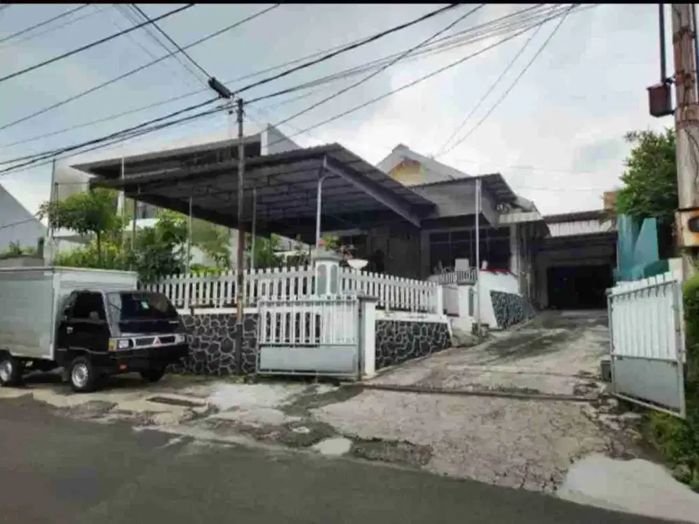 RUMAH + TANAH KAWASAN ELITE DI JL INDRAPURA LEMPONGSARI GAJAHMUNGKUR SEMARANG