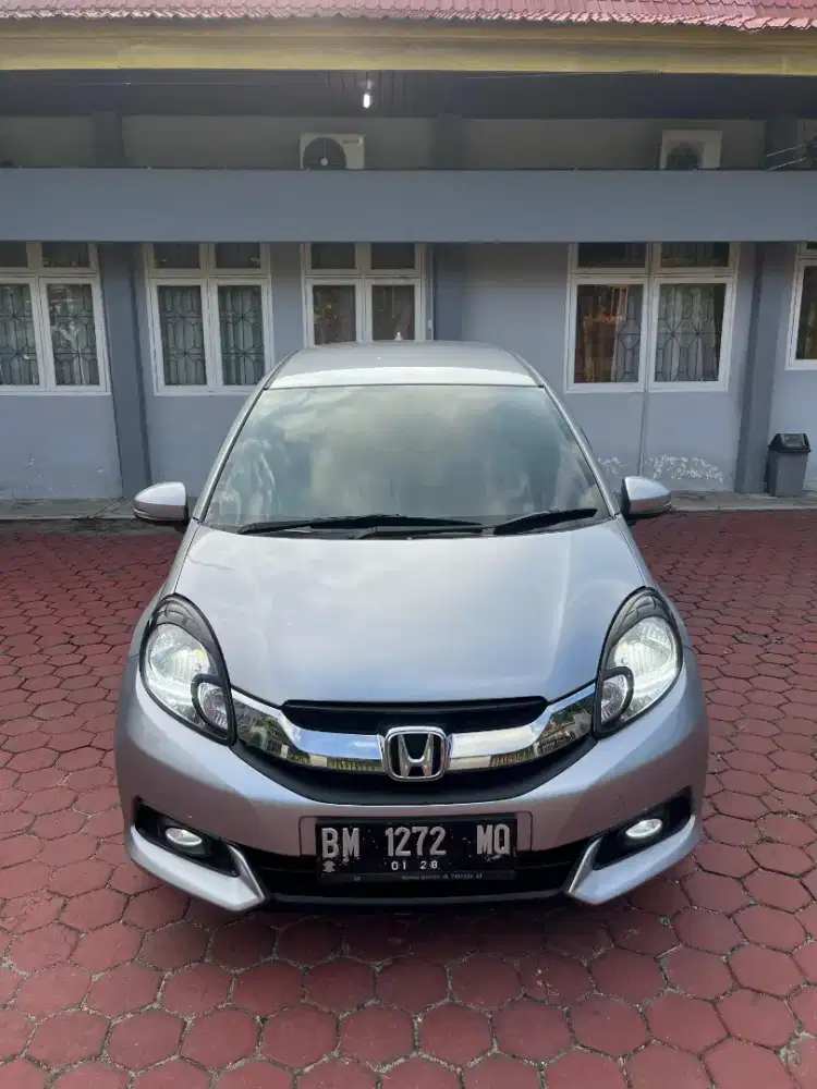 Honda Mobilio E MT 2014 Silver Pajak Aktif Full KM 147rb