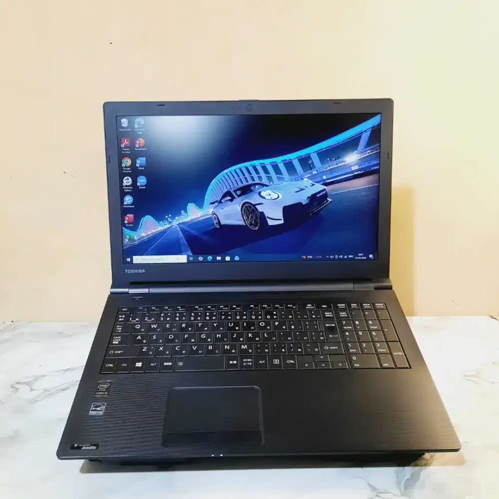 Laptop Toshiba Dynabook R35/M Core i5 RAM 8GB SSD 128GB 15 Inch Murah