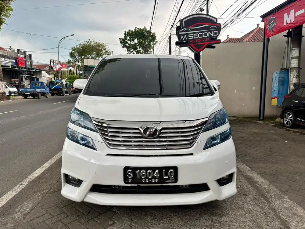 Toyota vellfire 2.4 AT 2010