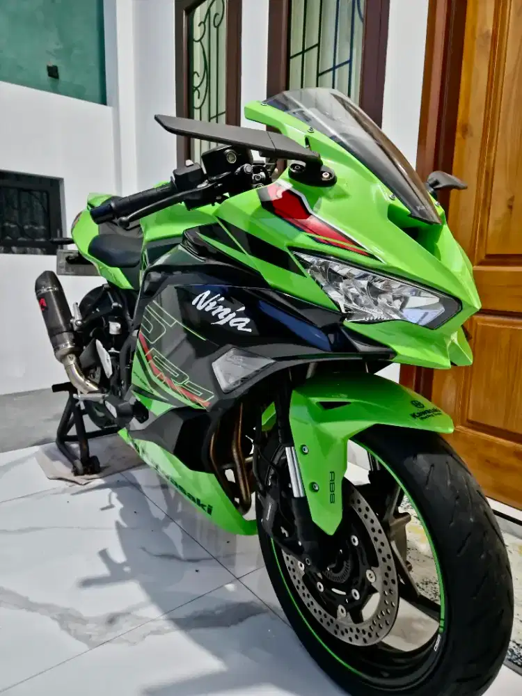 Kawasaki ZX25 RR ABS