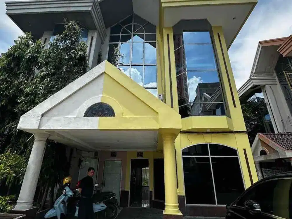 RUKO di Jual Murah lokasi Taman Beverly HR Muhammad, dibawah Harga Pasar