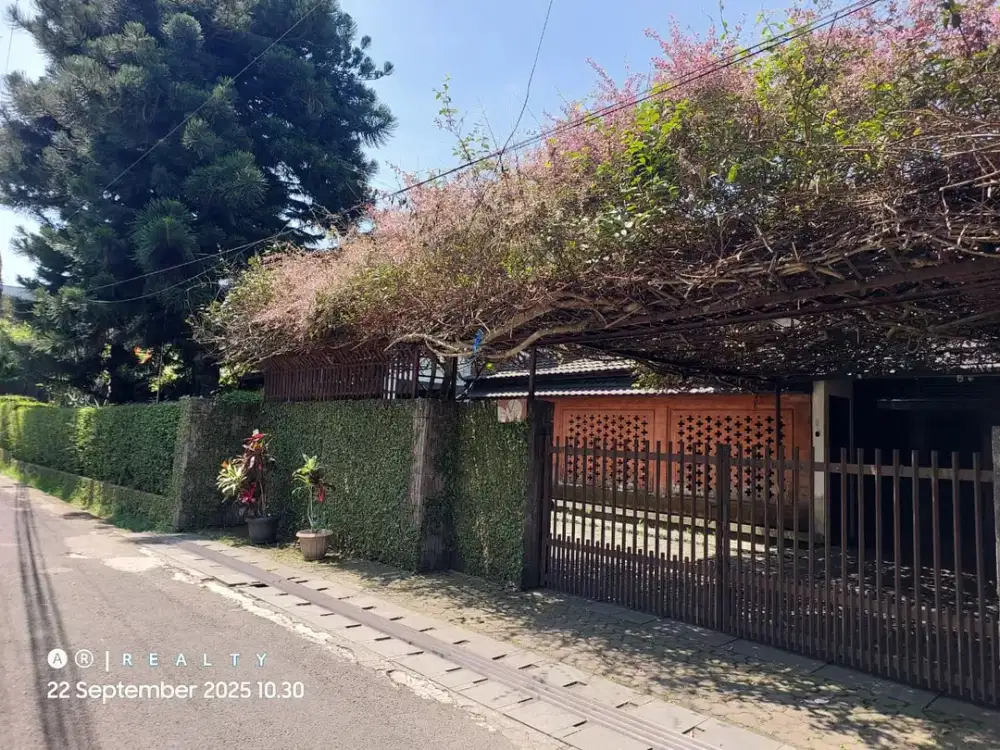 RUMAH MURAH DI SAYAP DAGO BANDUNG Harga di bawah NJOP, Lokasi Strategis | Rp6,5 Miliar