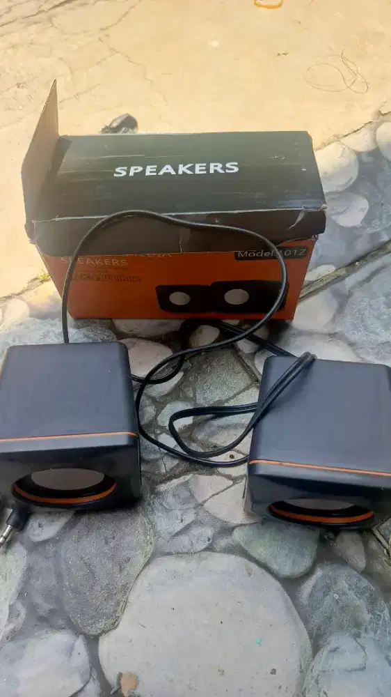 Multimedia Speakers