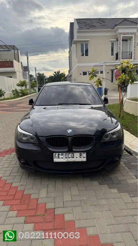 BMW 325i 2010 Bensin