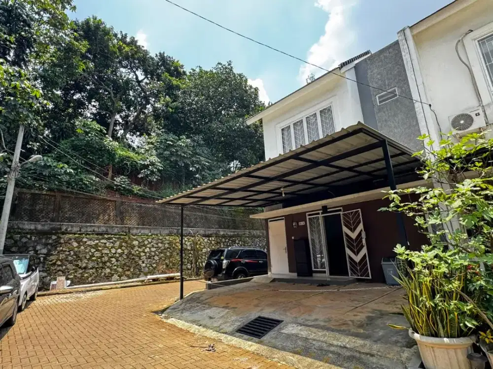 DIJUAL RUMAH ASRI 2 LANTAI 7 MENIT DARI PINTU TOL JORR