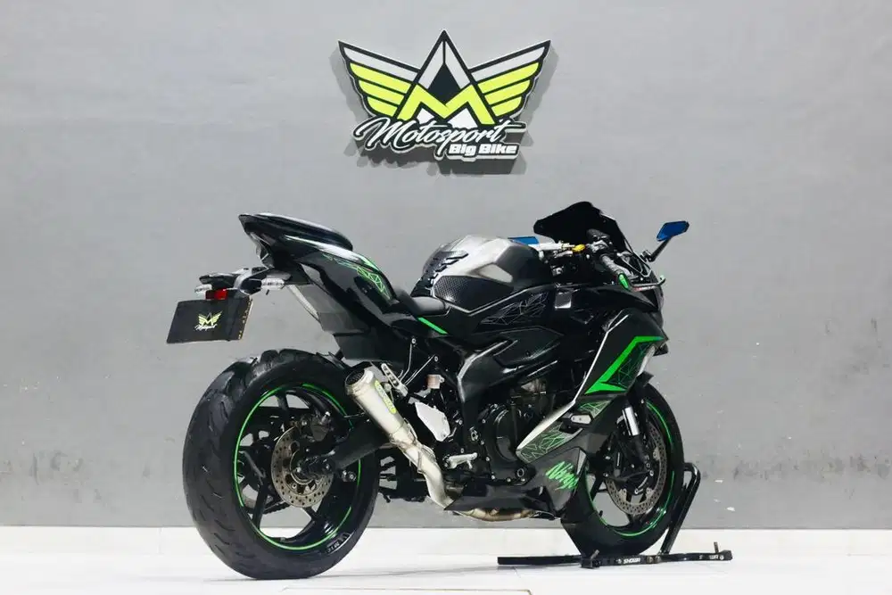 Kawasaki ZX25R ABS mulus KTM Duke 390 er6n 650 Benelli 600