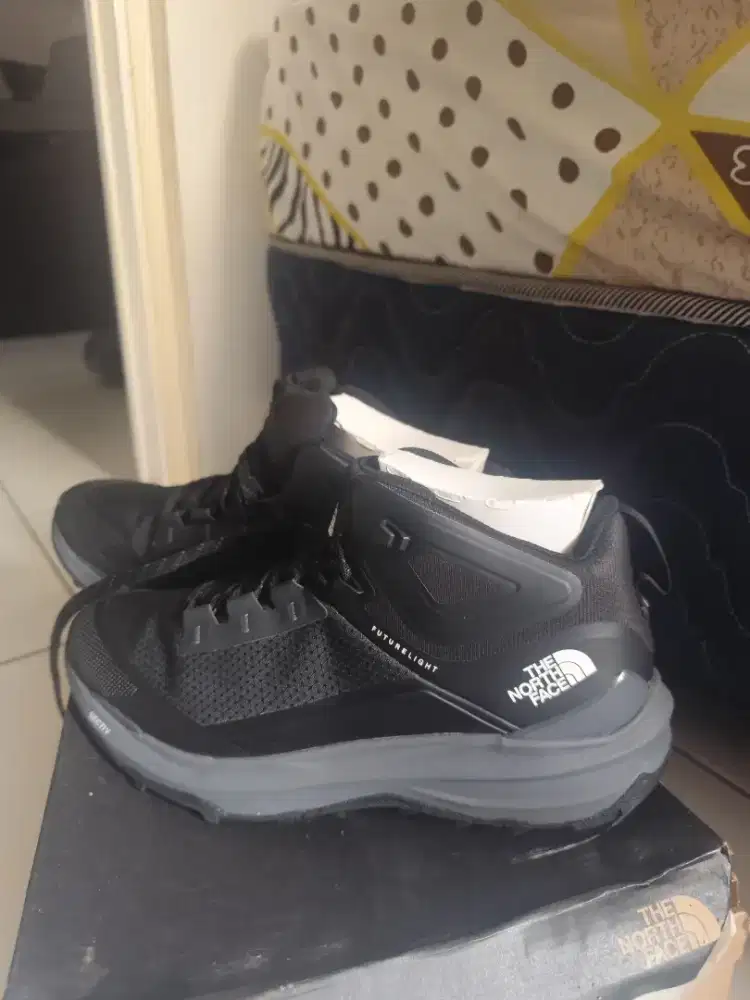 The nourt face men's vectiv exploris