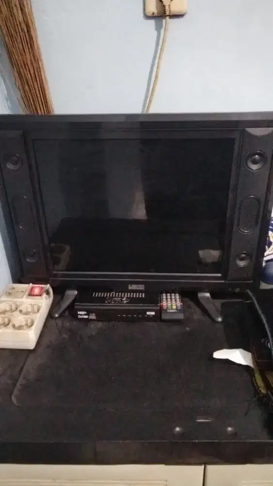 Dijual tv+stb cepat