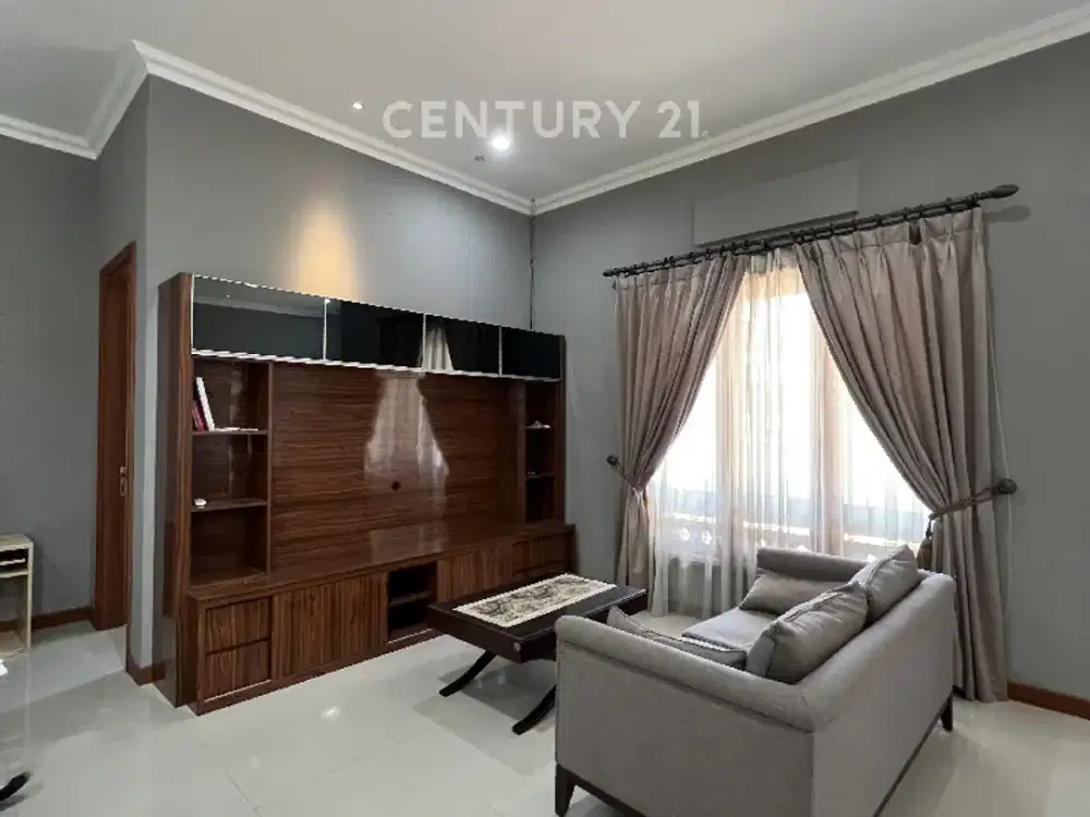 Rumah 1¼ Lt Suasana Villa Furnished Strategis Di Pulomas R2361