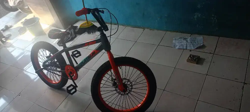 Sepeda BMX bekas seperti baru