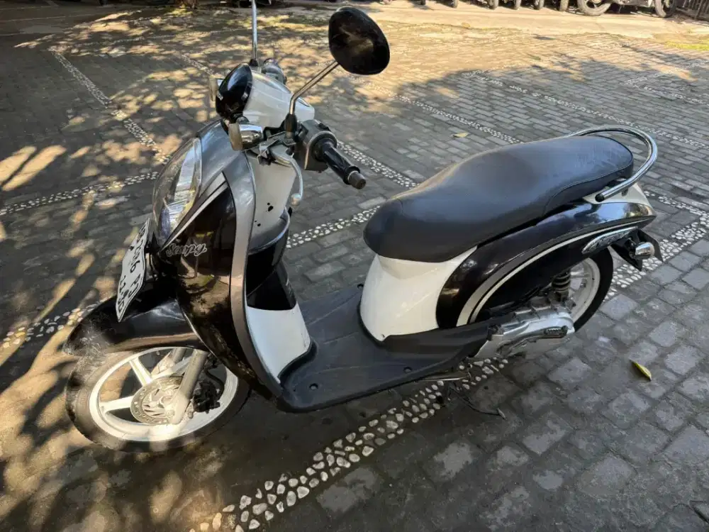 Scoopy THN 2010 plat AB Bantul