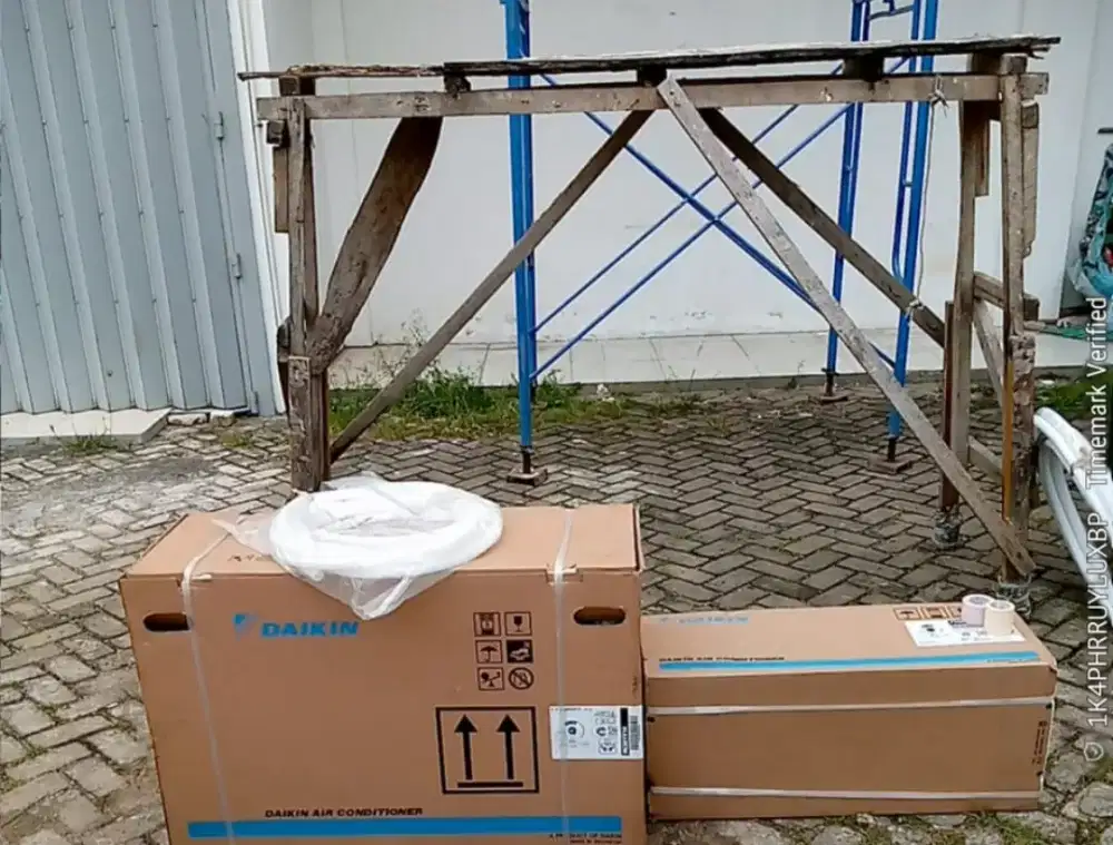 AC Daikin 1/2 PK Terbaru