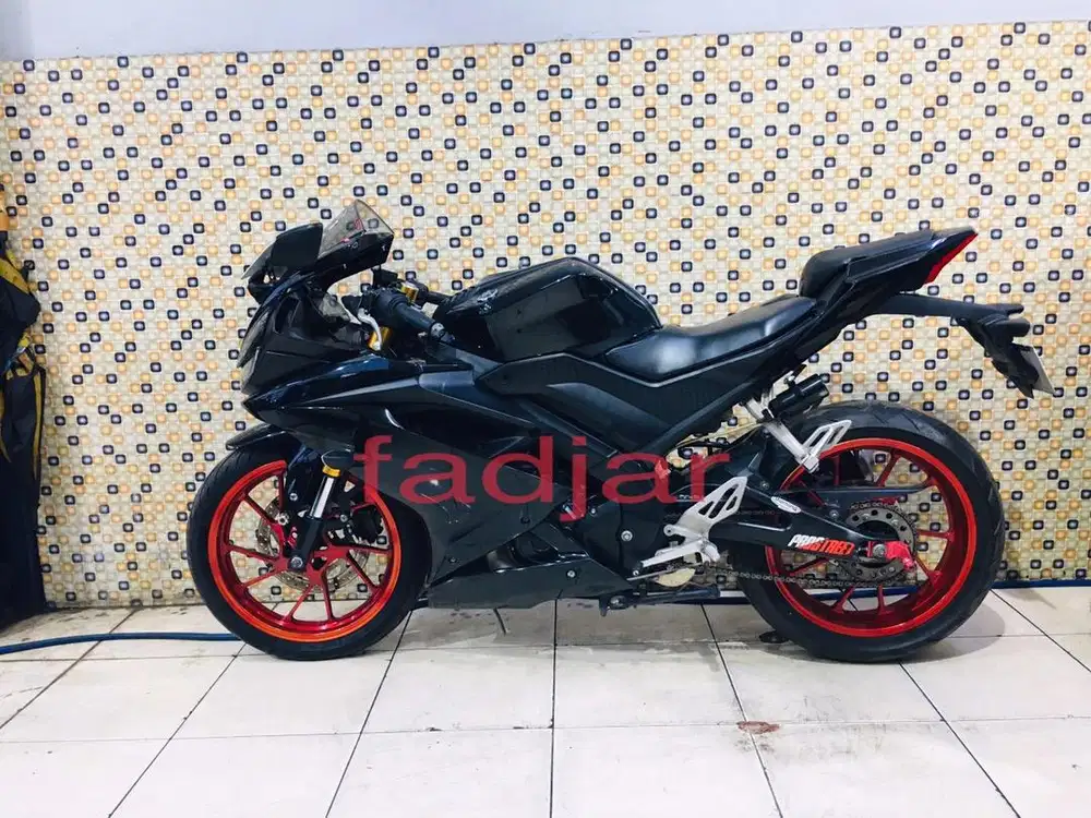 yamaha r15 v3 tahun 2018 Dp 500 Rb