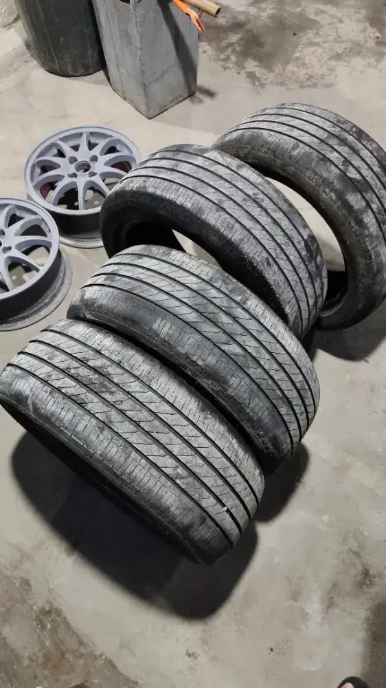 Ban Turanza R17 Ex Civic Turbo Kondisi 90%an Tebel Prod 2023 - 2024