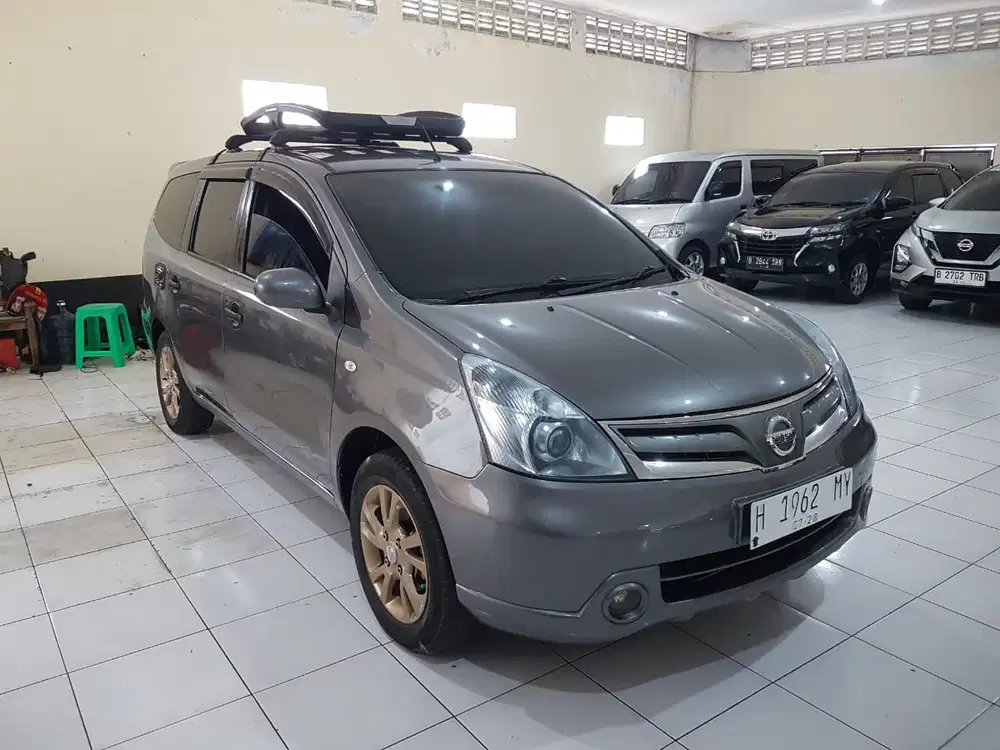Nissan Grand livina 2013 Bensin